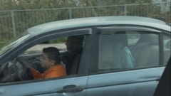 بالفيديو: مشهدٌ صادم على الطريق... طفلٌ يقود سيّارة!