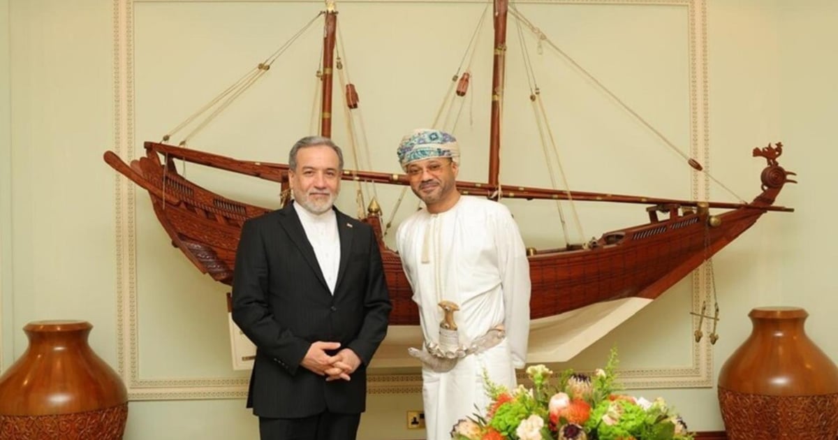 نقاش مثمر بين البوسعيدي وعراقجي حول مضيق هرمز