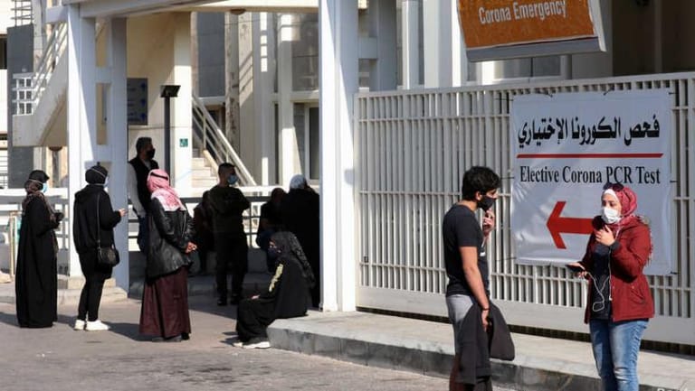 خلاف في لجنة كورونا... كل وزير برأي