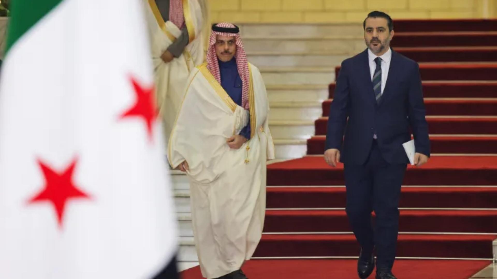 فرصة لبنان... هل يفوته القطار الإقليمي؟