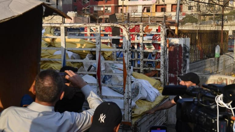 مشهد برج البراجنة... خطوة جدّيّة أم مسرحيّة؟