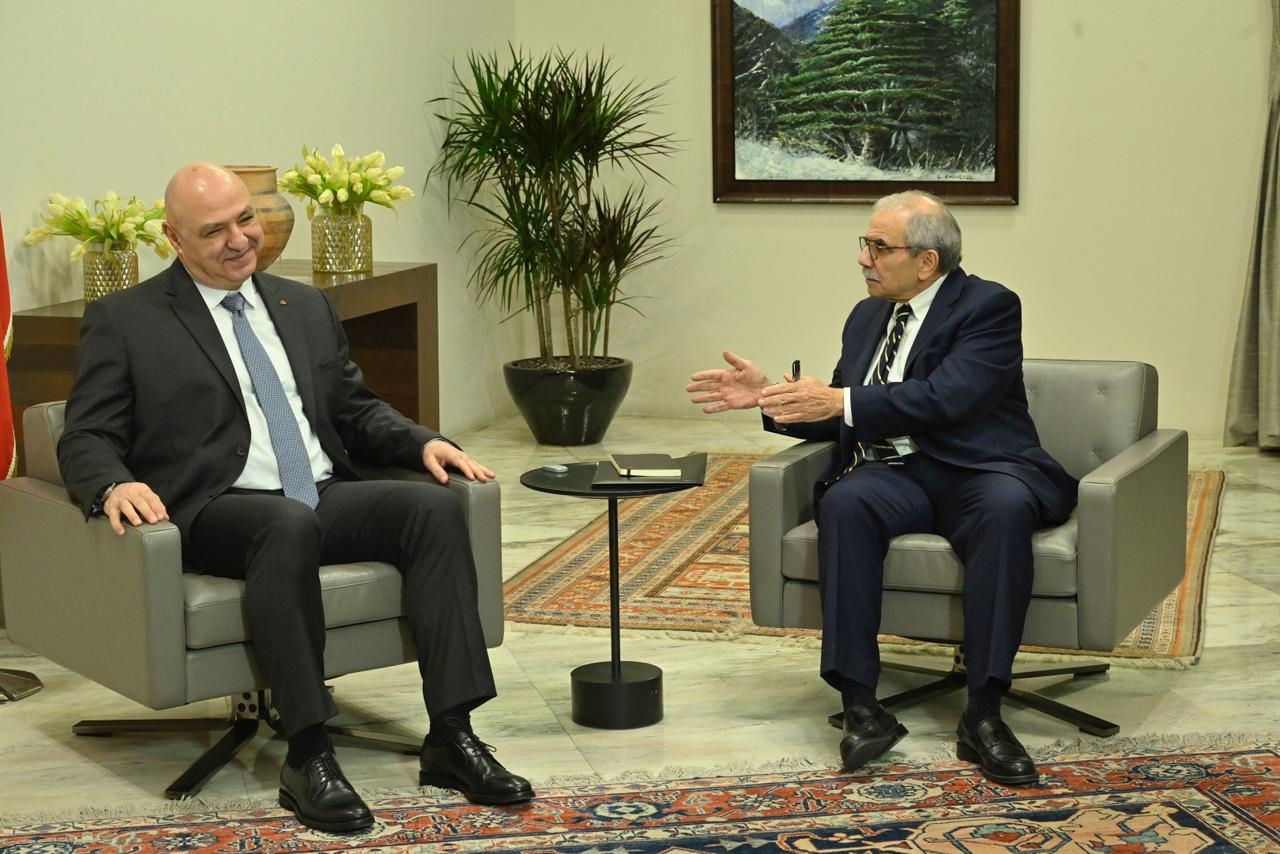 Main Highlight Image