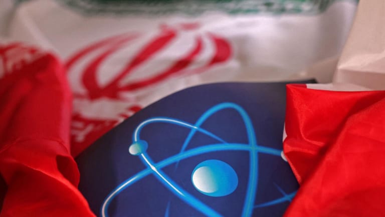 Iran says reimposing UN sanctions would complicate nuclear standoff