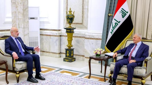 Iraqi President receives Minister Mawlawi at Baghdad palace