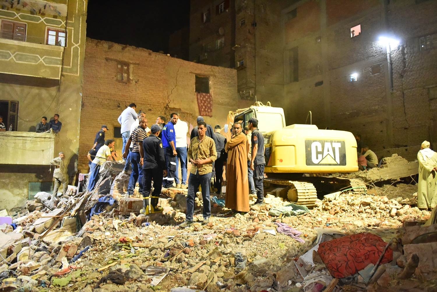 Photos: Girl killed and 7 people injured in a house collapse