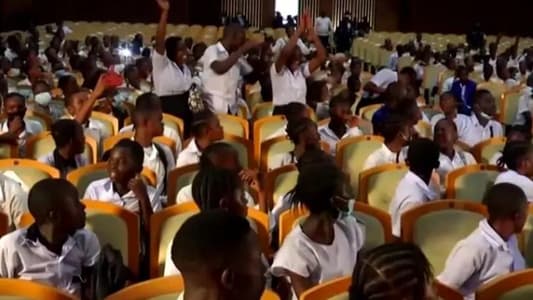 School children storm Congo parliament over teacher strike