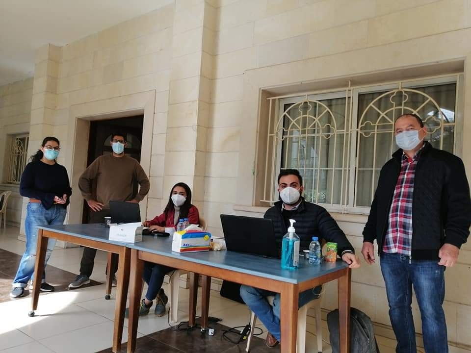 مستشفى رزق أجرى 115 فحص دم في بشمزين