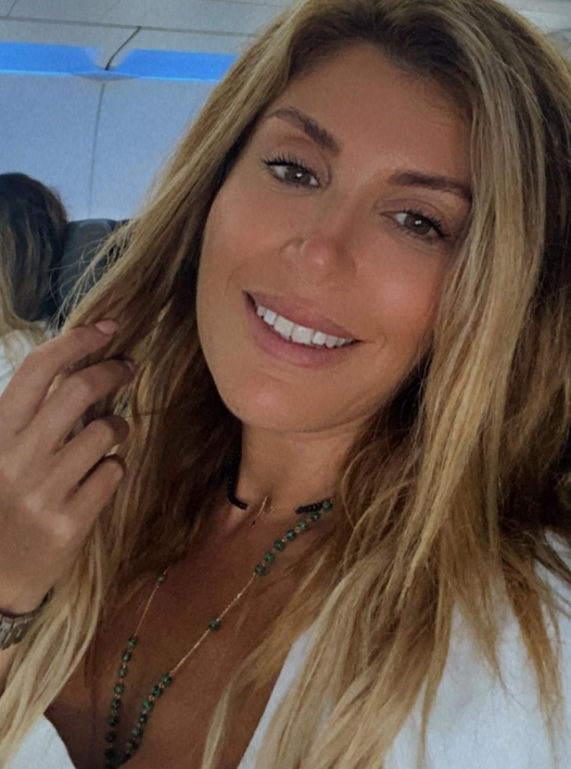 بالصور: ريتا حرب عادت الى بيروت بعد 11 شهراً على الحادث الخطير