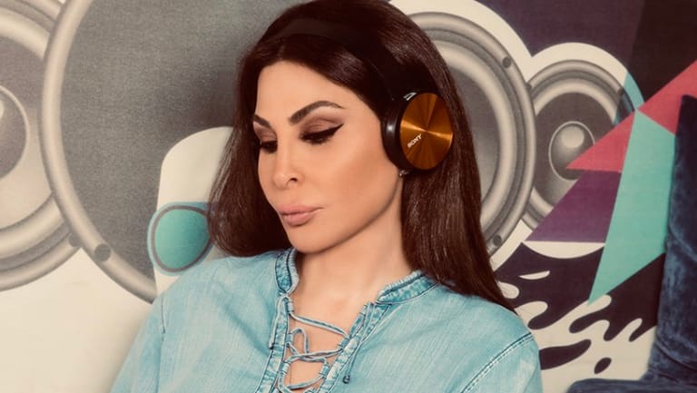 إليسا متخوّفة من الإنتحار ورسالة قاسية الى حكام "تماثيل الشمع"