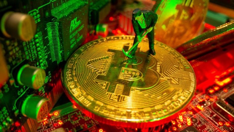 Bitcoin miners sell their holdings amid crypto winter's chill