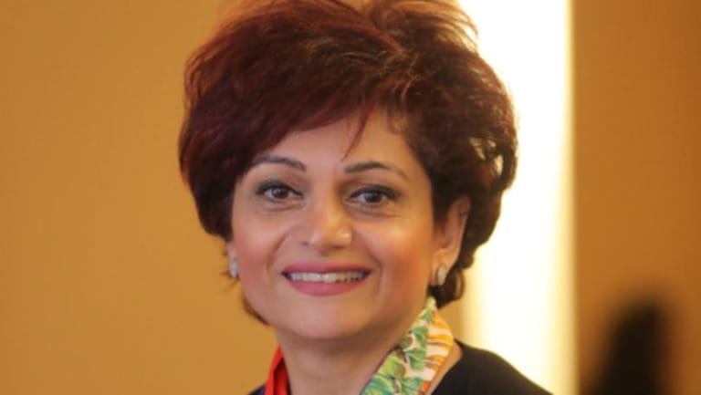 نقيبة الممرضين والممرضات ميرنا ضومط لـmtv: يجب فتح باب التوظيف للممرّضين والممرّضات والخريجين وتقديم تحفيزات لهم لإبقاهم في الوطن فنحن نخسر أصحاب الشهادات والكفاءات ونحذّر ولا أحد يسمعنا