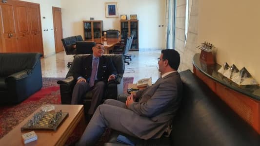 Agriculture Minister visits Egyptian Ambassador