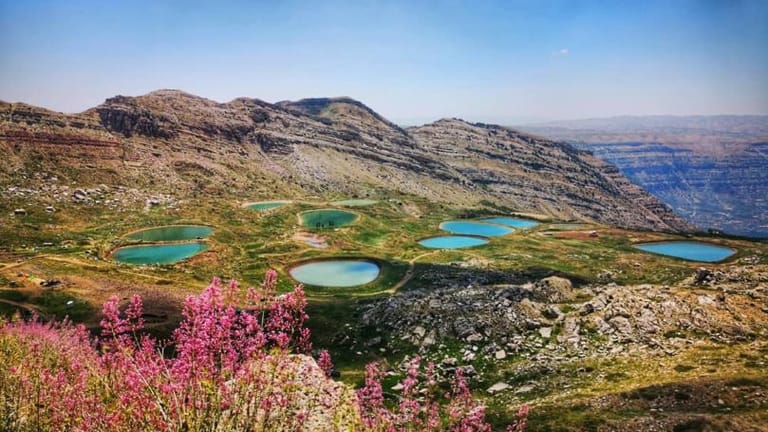 بحيرات وشلالات ومغامرات… "بالعاقورة الصيفية أحلى"
