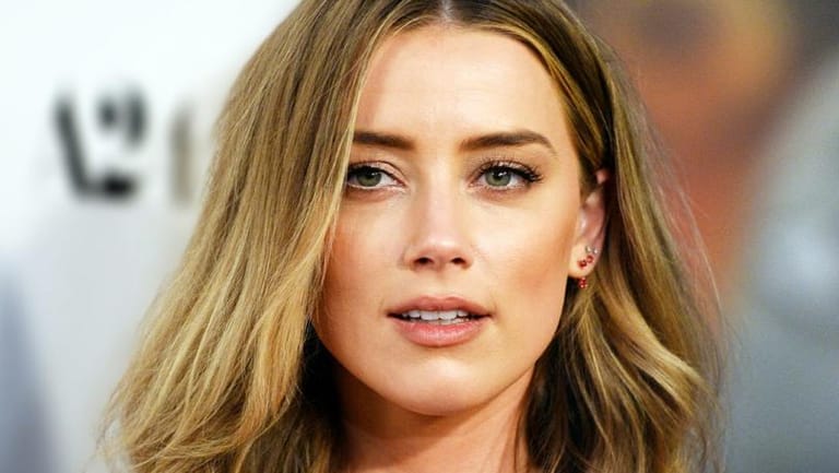 بالصورة: آمبر هيرد ترزق بطفلتها الأولى وتصدم الجميع