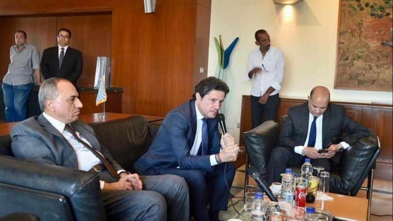 صورٌ مرعبة من أحد المسالخ... وإقفاله بالشمع الأحمر!
