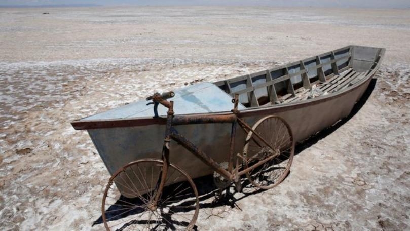 Bolivia's lake Poopo dries up and scientists fear refill unlikely