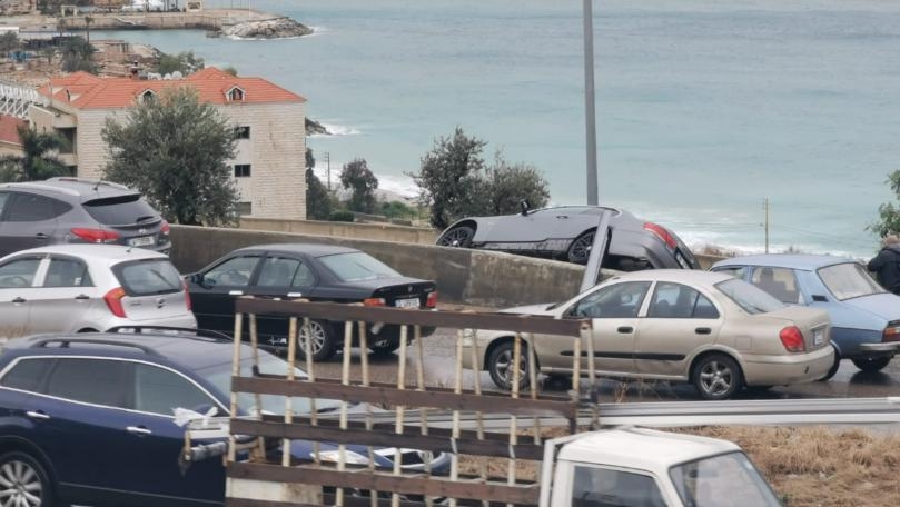 Photos: Traffic jam on highway near Casino du Liban due to car crash