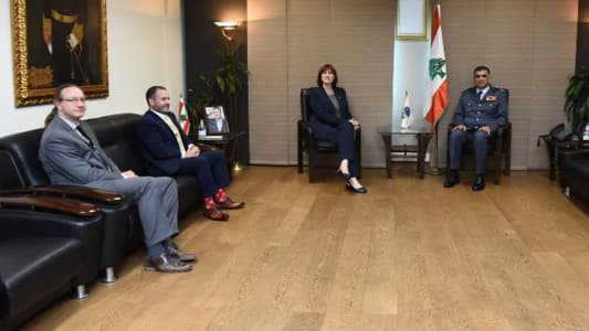 Othman discusses bilateral relations with Canadian Ambassador