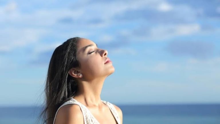 تمارين تنفّس تساعد على التخفيف من الآلام المزمنة