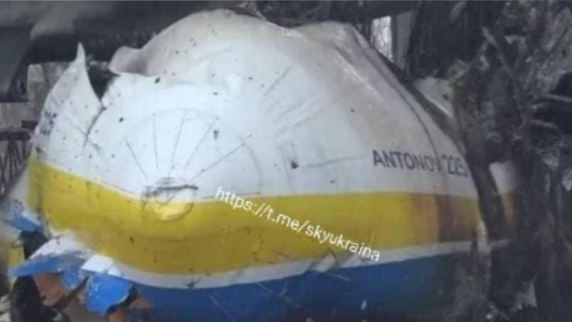 بالصّور: أكبر طائرة شحن في العالم مدمّرة بالكامل!