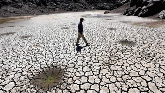 Climate Change a Double Blow for Oil-Rich Mideast, According to Experts