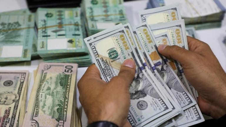 Crisis-Hit Lebanese Pound Falls to New Low of 10,000 to the Dollar