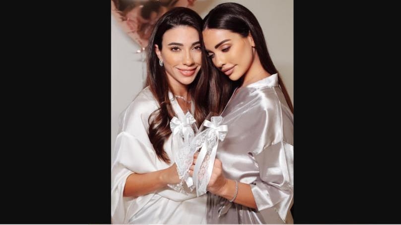 بالصور: داليدا خليل تحتفل بزفاف شقيقتها وهكذا أطلّتا معاً
