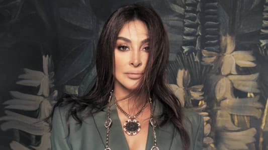 إليسا للمغتربين: ”شو بعدكن ناطرين؟“