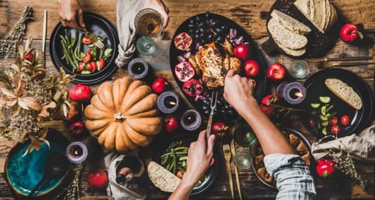 5 Ways to Feel Less Bloated After Big Holiday Meals