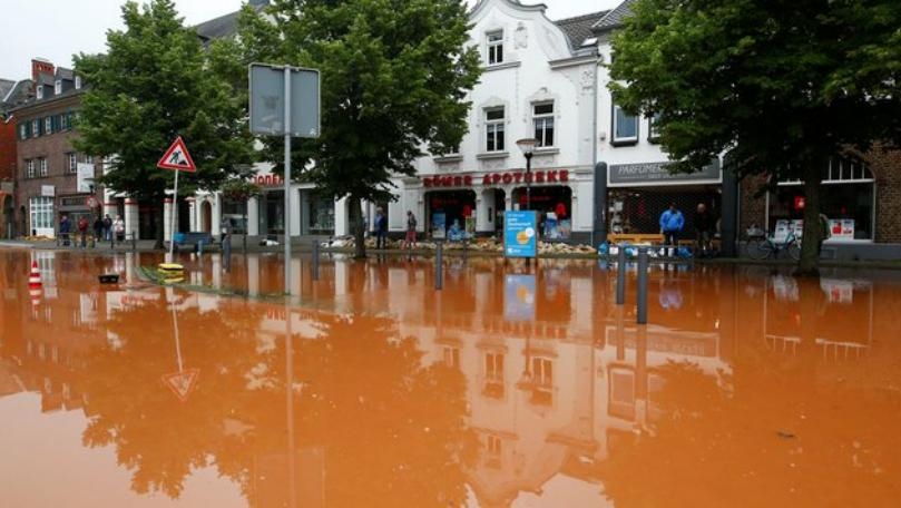 Further flooding feared in western Germany with death toll above 80