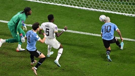 World Cup 2022: Uruguay beat Ghana 2-0