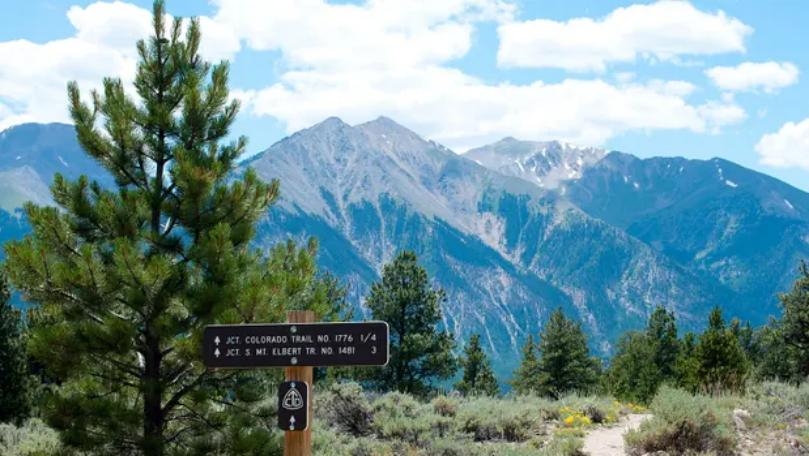 Lost Hiker Ignored Rescuers’ Calls Because He Didn’t Recognize the Number