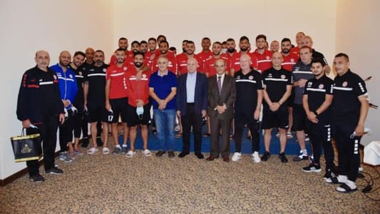 قبل مواجهة إيران... وزير الرياضة التقى منتخب لبنان لكرة القدم