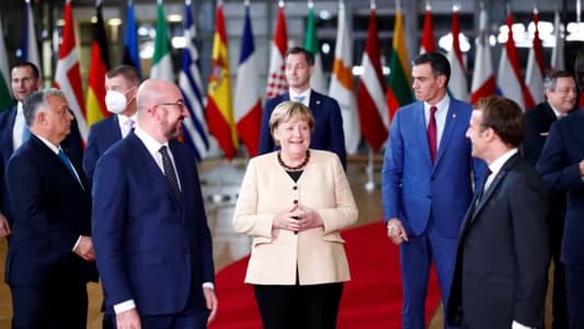 ‘Monument’ Merkel Gets Standing Ovation at Her Last EU Summit