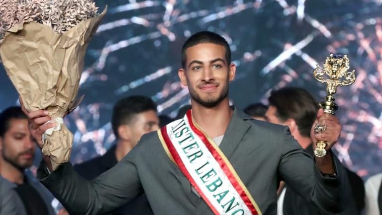 بالصور: أجواء حفلة مسابقة ملك جمال لبنان لعام 2023... وسيف الوليد حرب ملك "اللقب"