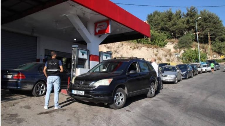 مهنة جديدة في لبنان: "عطيني سيارتك وأنا بنطر عنك"