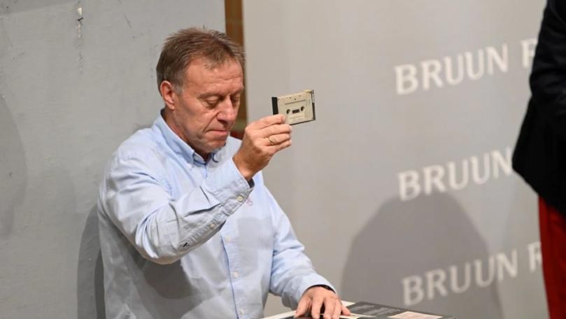 Never Released John Lennon Recording Sells for $58,300 at Danish Auction