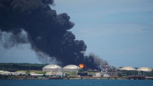 Third oil storage tank collapses in Cuba terminal following fire, spill