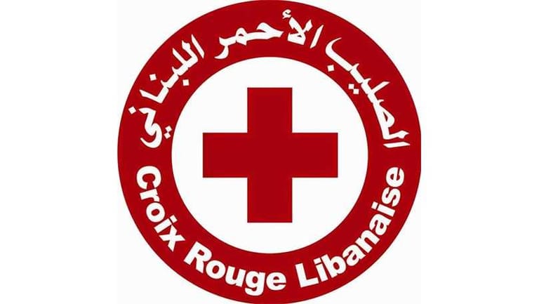 Lebanese Red Cross: 6 teams are responding now and are working to transport the wounded and to help the injured in Al-Nour Square