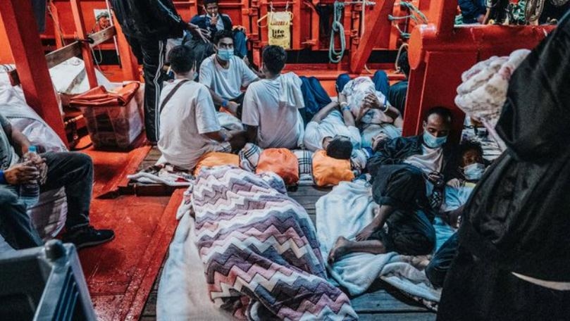 Rescue boat with hundreds of migrants on board asks EU to find it a port