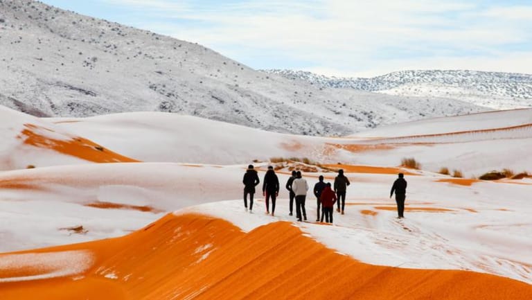 Sahara Desert Blanketed in Rare Snowfall as Temperatures Plunge to -2C
