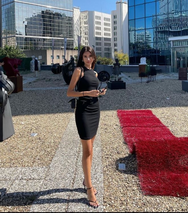 نورسينا ساي بـ"تاج" ملكة جمال تركيا لهذا العام