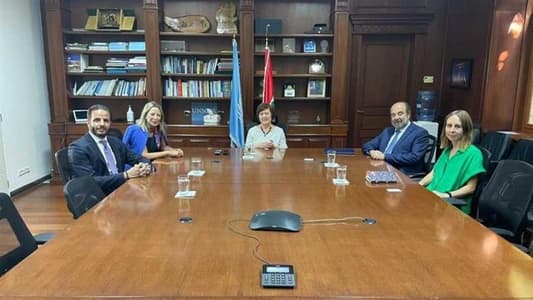 وفد من "الجمهورية القوية" سلّم فرونتسكا عريضة من أهالي ضحايا 4 آب