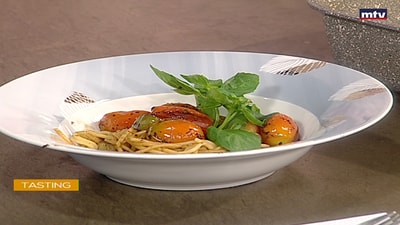 Chicken with Spinach and Pasta