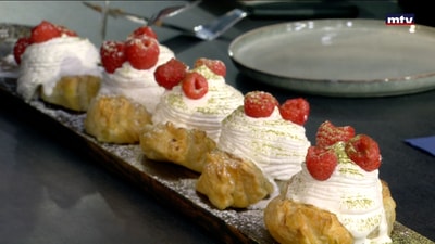 Puff pastry with almonds