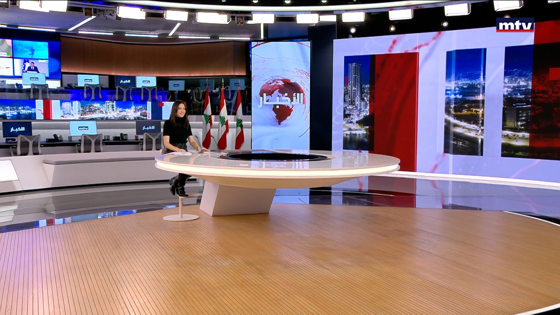 النشرة الكاملة