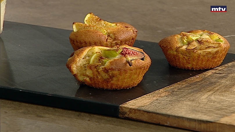 على تين Muffin