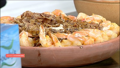 Freekeh fatteh with shrimps