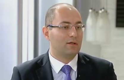 Dr. Johnny Rechdan