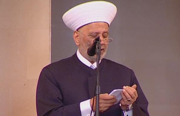 Sheikh Abdullatif Deryan Delivers Sermon upon the Adha 